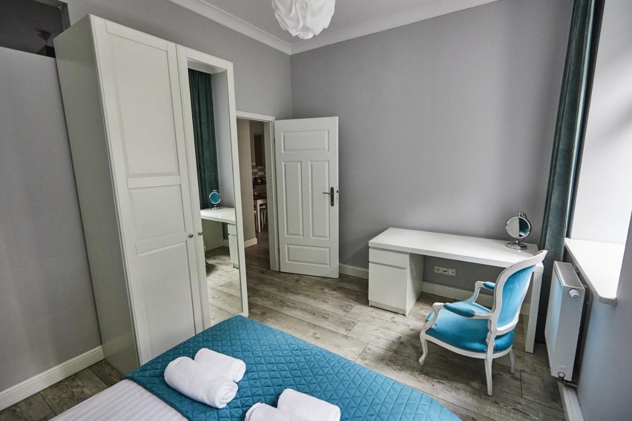 Niebieski Apartament De Lux Dla 4 Osob Chorzow Katowice Екстер'єр фото