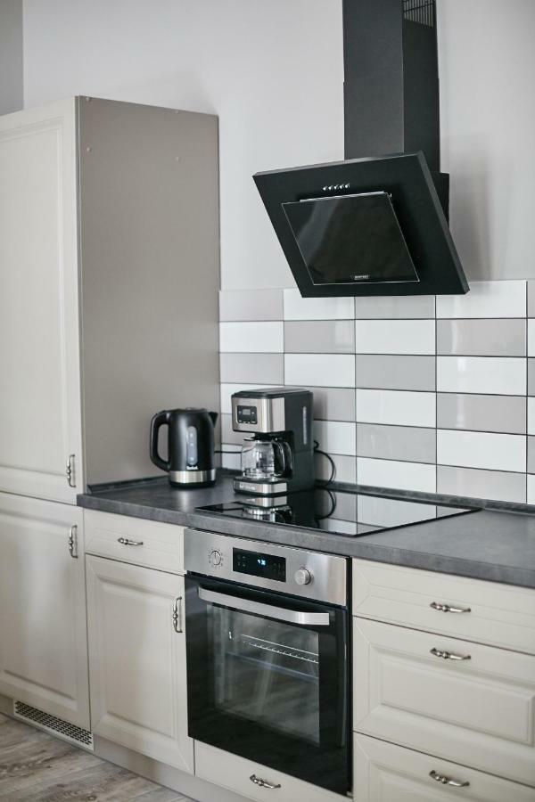 Niebieski Apartament De Lux Dla 4 Osob Chorzow Katowice Екстер'єр фото